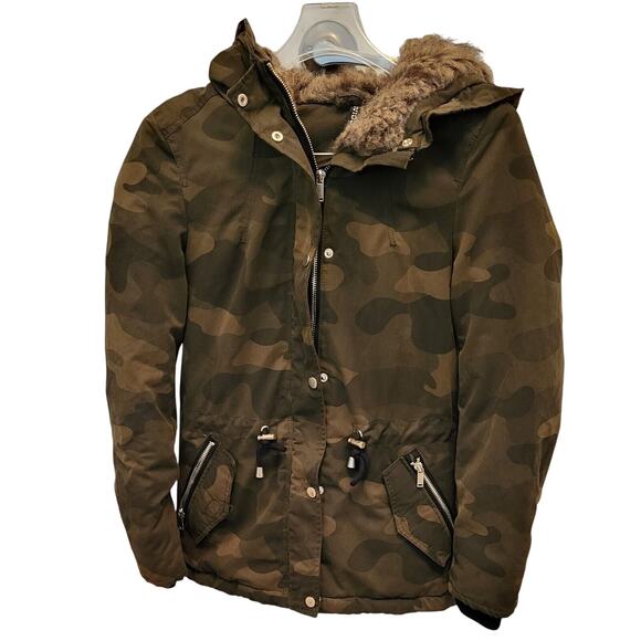 Divided By H&M Juniors Jacket Size 2 Camouflage Winter Coat - Picture 1 of 12